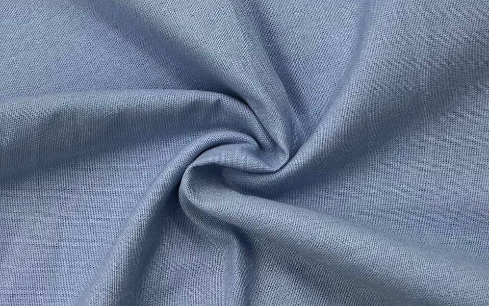 Tkanina Len z wiskozą i poliestrem baby blue
